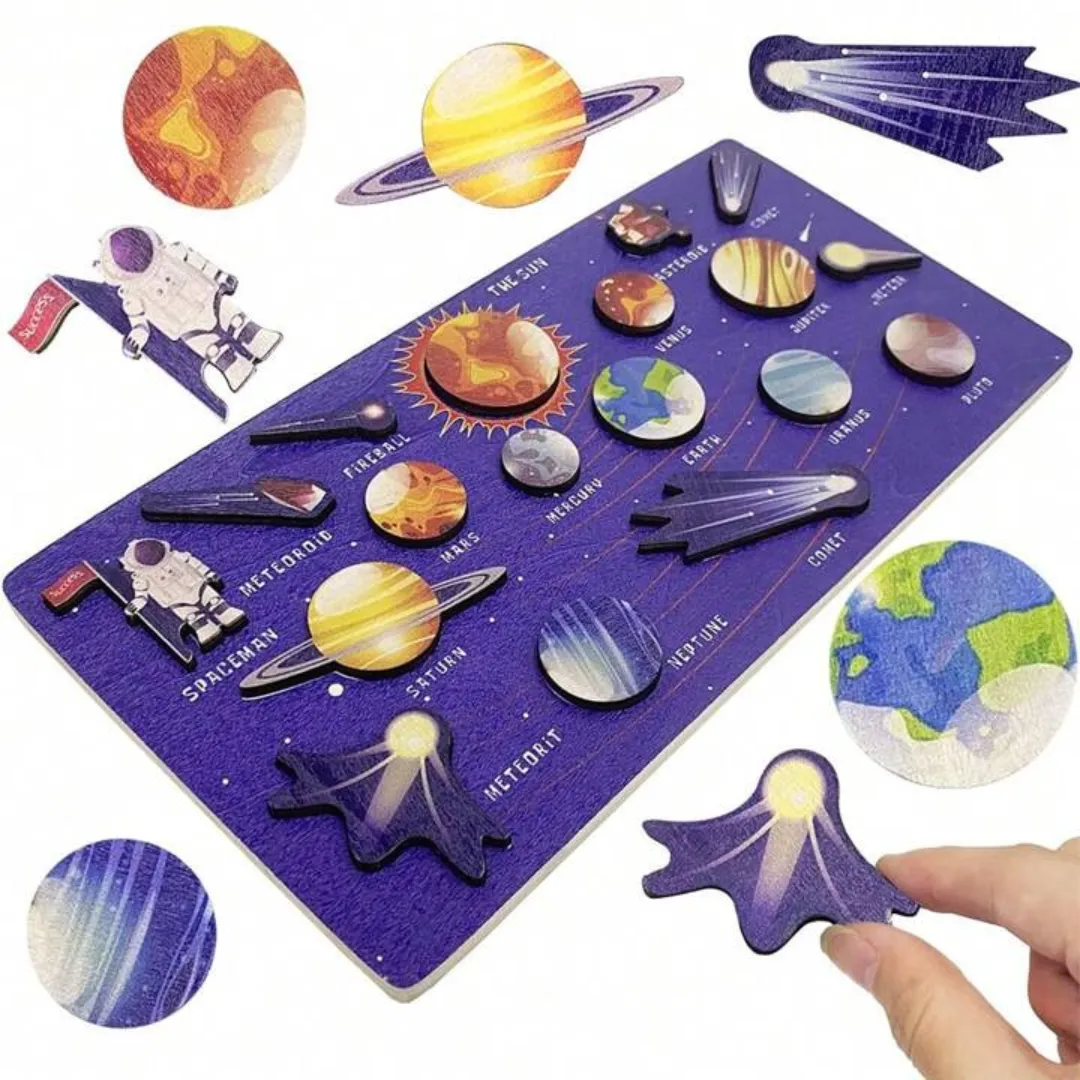 Puzzle éducatif en bois représentant le système solaire avec 8 planètes et instructions pour enfants.