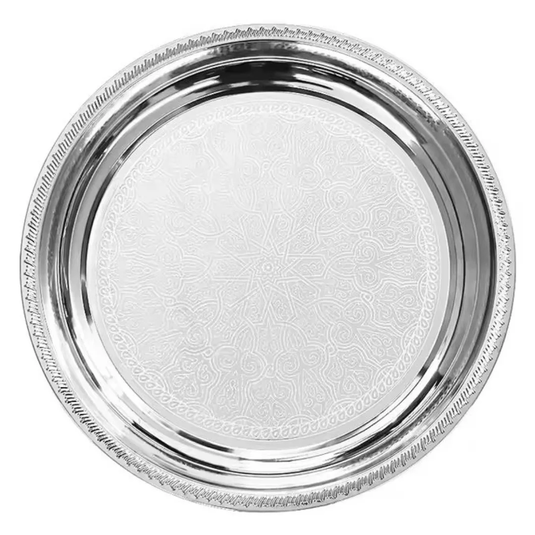 Assiette de présentation en métal décoré, idéale pour les gâteaux, le thé et la décoration.