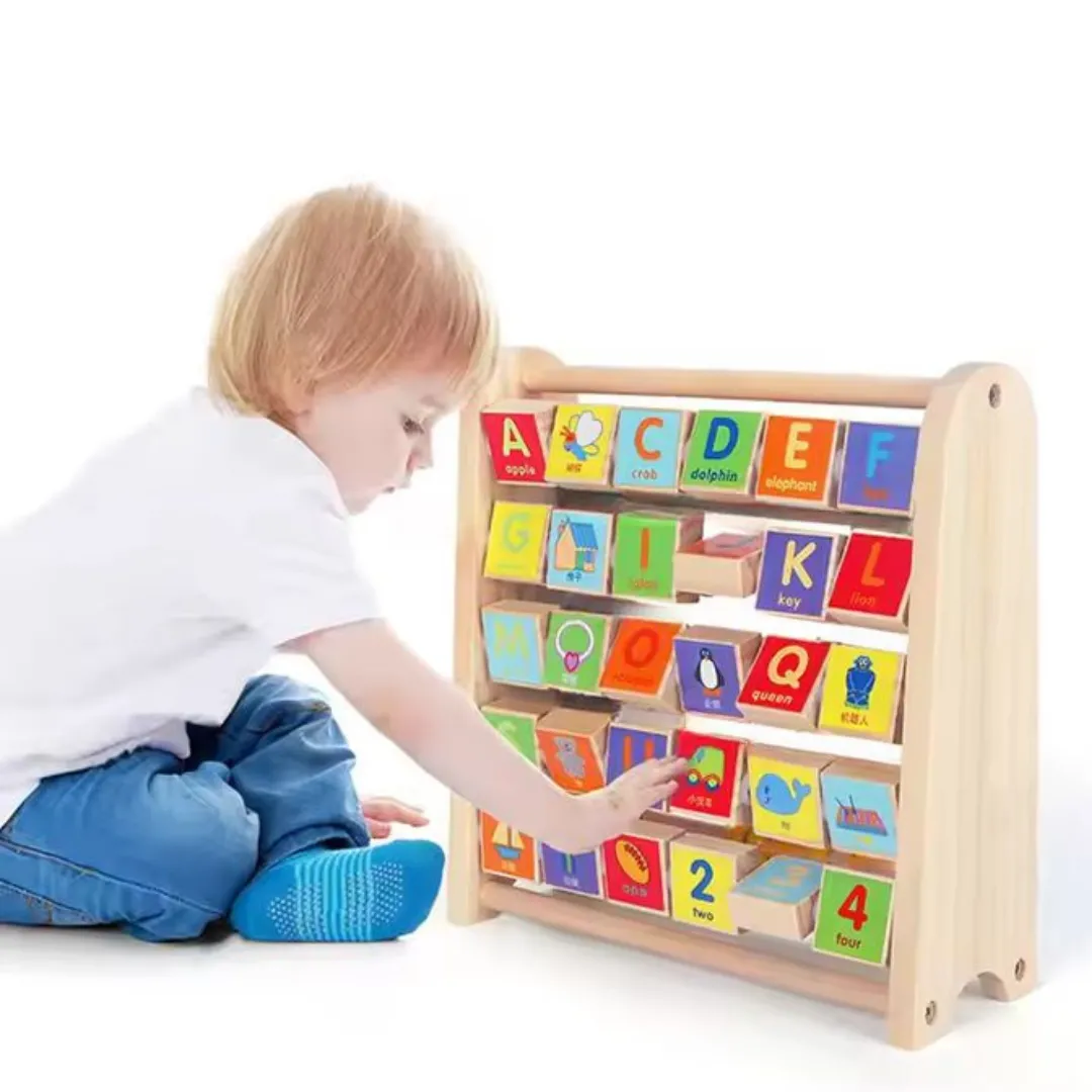 Jouet en bois éducatif pour enfants, abaque avec alphabet pour un apprentissage ludique.