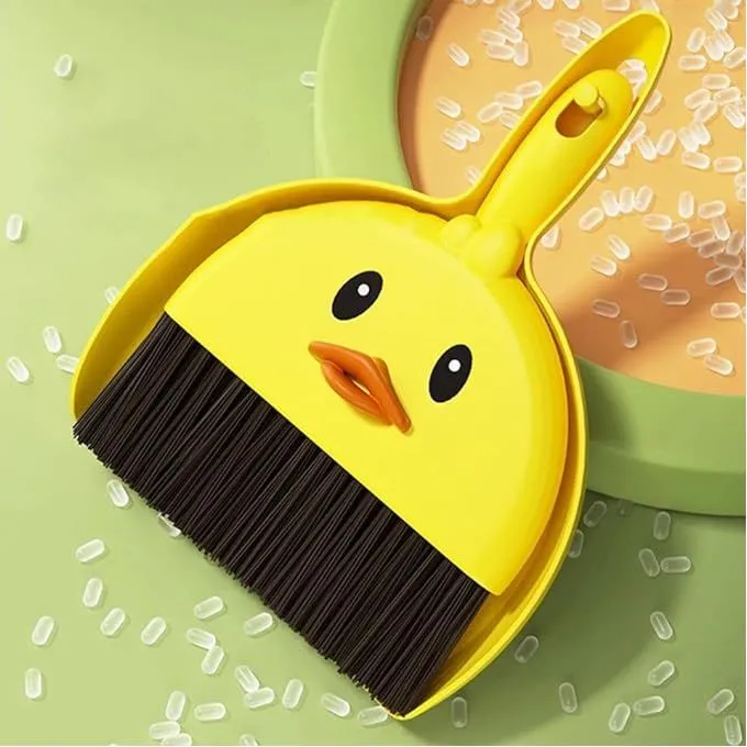 Nettoyez avec style Mini balai et pelle à poussière pour les petits champions du ménage