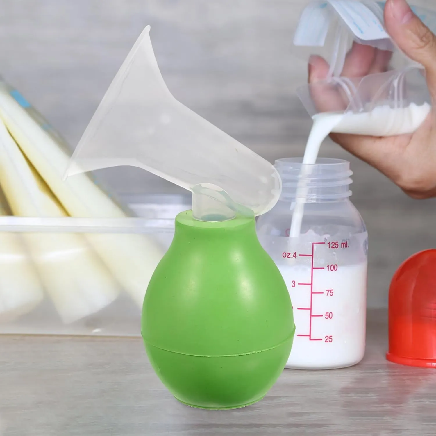 L'Essentiel pour les Mamans Pompe Manuelle à Lait Facile d'Utilisation